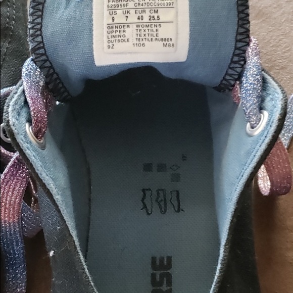 Converse - Picture 4 of 4